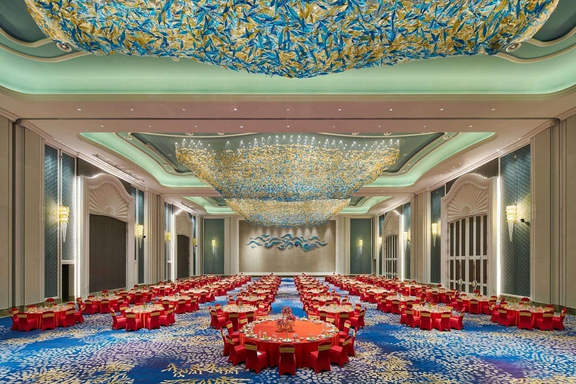 Hotel Wanda Realm Qingdao Movie Metropolis Exterior foto